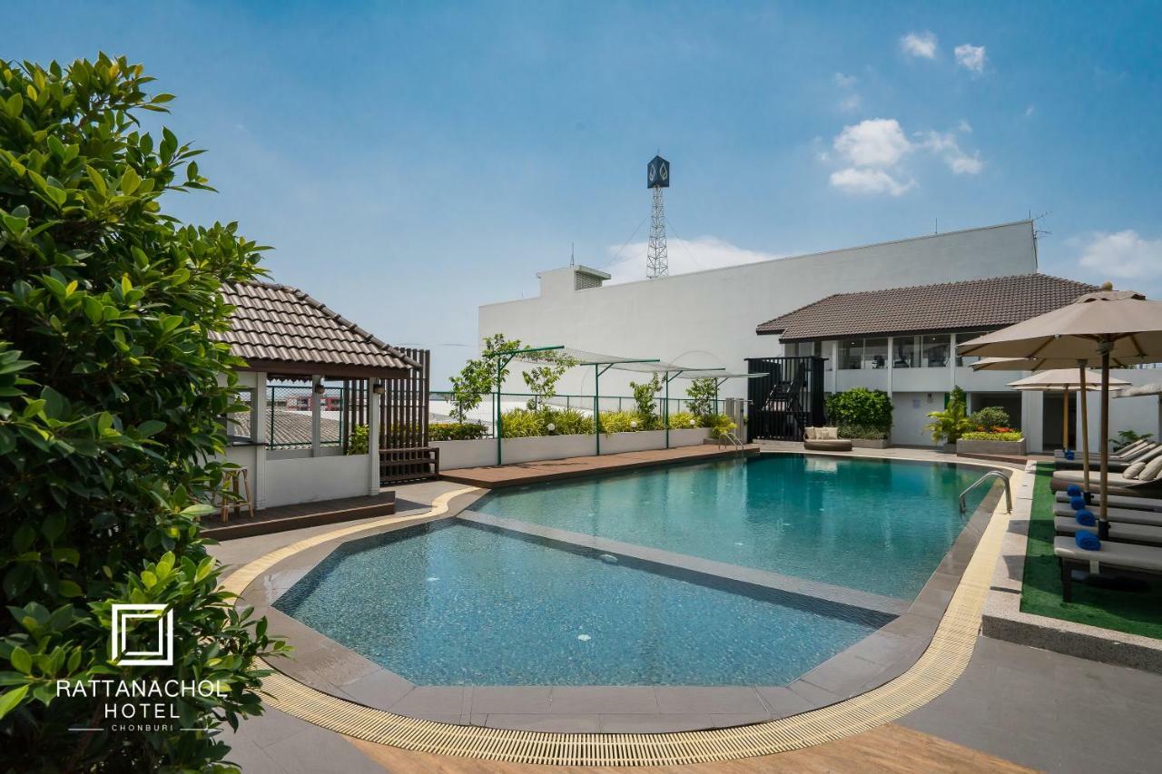 Rattanachol Hotel Chonburi Exterior foto