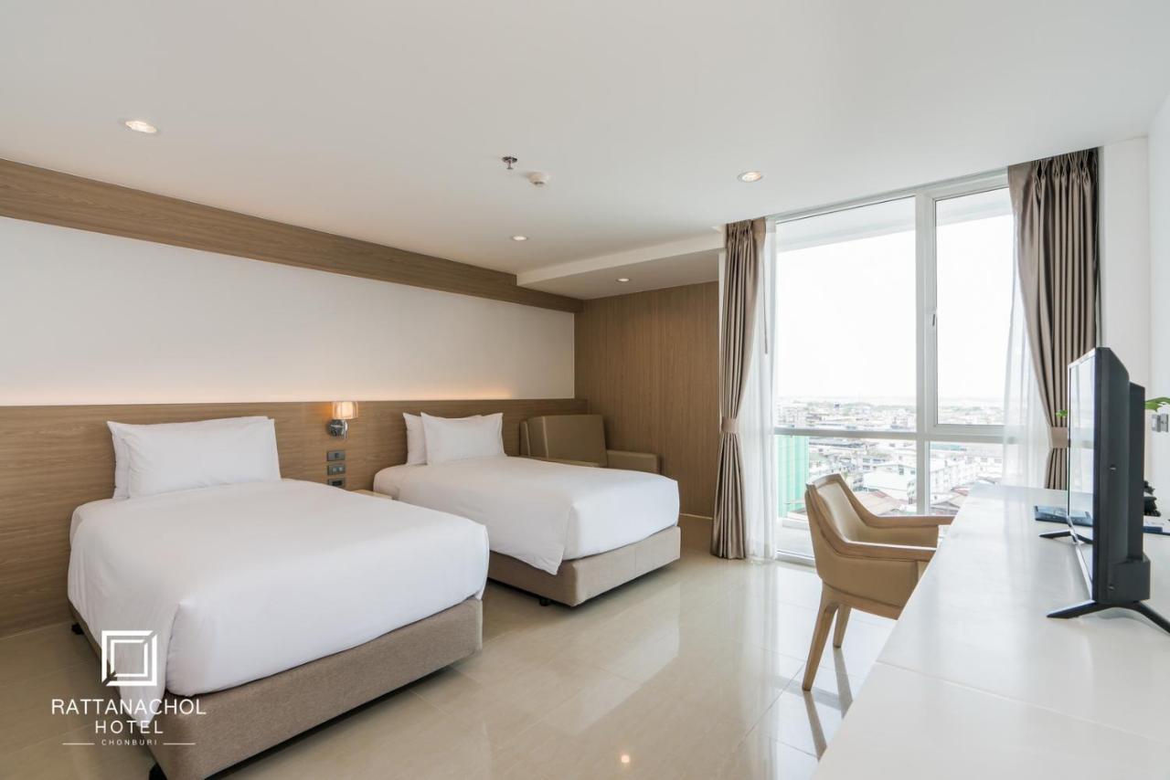 Rattanachol Hotel Chonburi Exterior foto